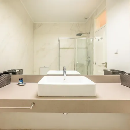 Guestready - Glorious Near Miradouro Da Graca *