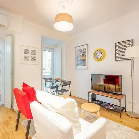 Guestready - Glorious Near Miradouro Da Graca Lisbon
